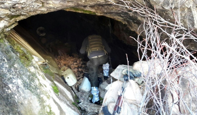 Tunceli'de 6 teröristin kıstırıldığı bölgeye havadan destek