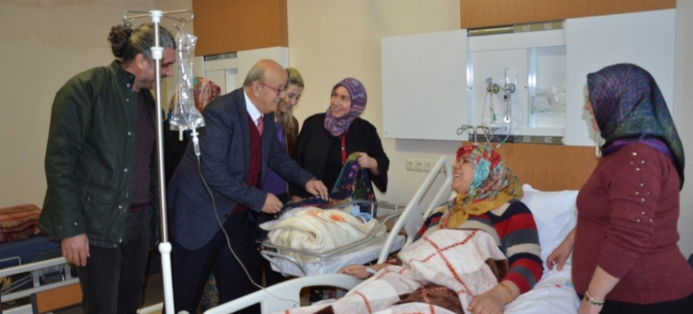 Bursa'da Başkan Sargın hastaları ziyaret etti