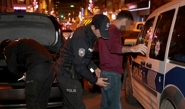 İstanbul'da Kurt Kapanı-28 uygulaması...