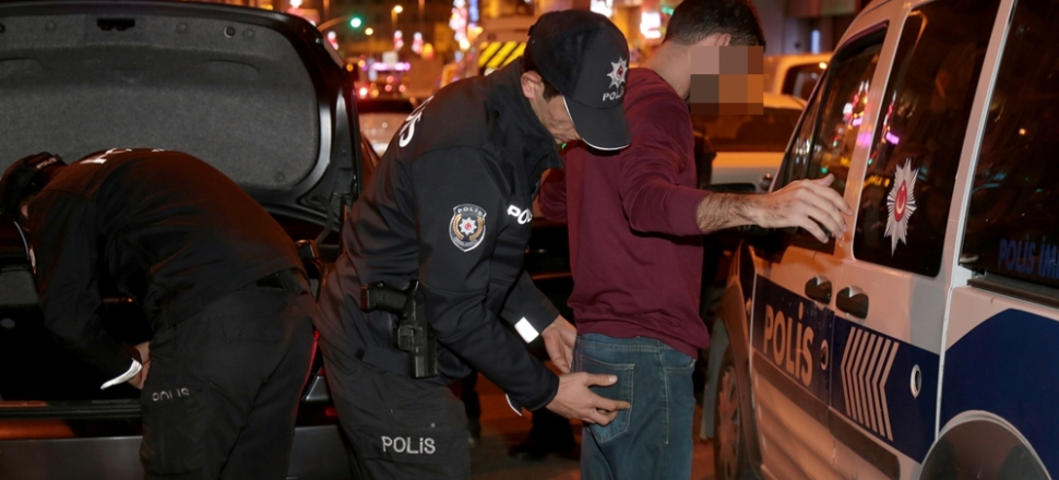 İstanbul'da Kurt Kapanı-28 uygulaması...