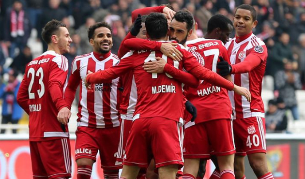 Sivasspor, Ankaragücü'ne patladı!