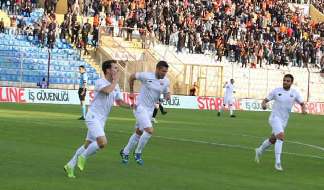 Adanaspor galibiyeti hatırladı!