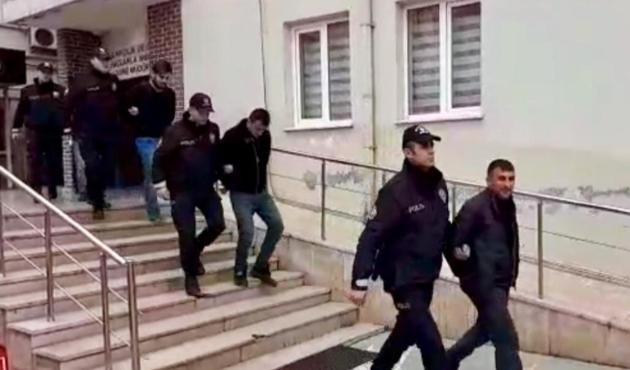 Bursa'da DVD cihazının içinden uyuşturucu zulası çıktı