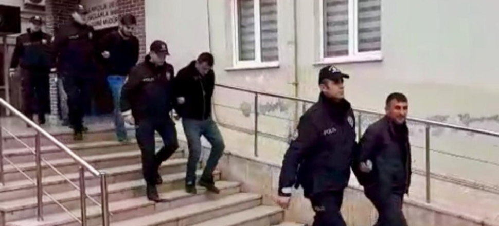 Bursa'da DVD cihazının içinden uyuşturucu zulası çıktı