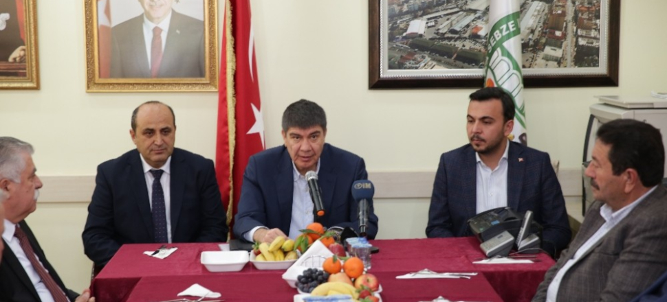 Menderes Türel, Alanya’da komisyoncular ile görüştü