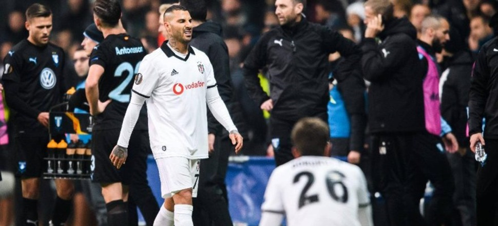 Ricardo Quaresma yokları oynuyor!