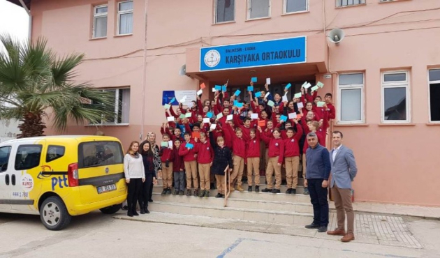 Balıkesir'de ortaokul öğrencilerinden “Mektup Kardeşliği”