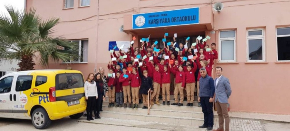 Balıkesir'de ortaokul öğrencilerinden “Mektup Kardeşliği”