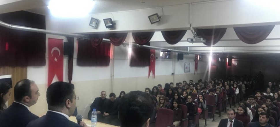 Adıyaman'da lise öğrencilerine hukuk mesleği anlatıldı