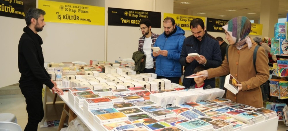 Çanakkale Bigalılar Kitap Fuarı’na akın ettiler