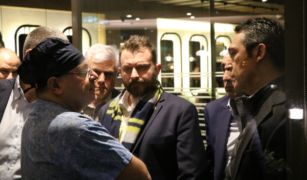 Fenerbahçe yönetiminden yaralı taraftara ziyaret!