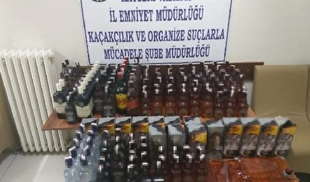 Kayseri'de kaçak alkol satan 2 kişi gözaltında