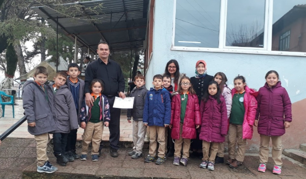 Kütahya'da öğrenciler sigarayı bırakanları ödüllendirdi