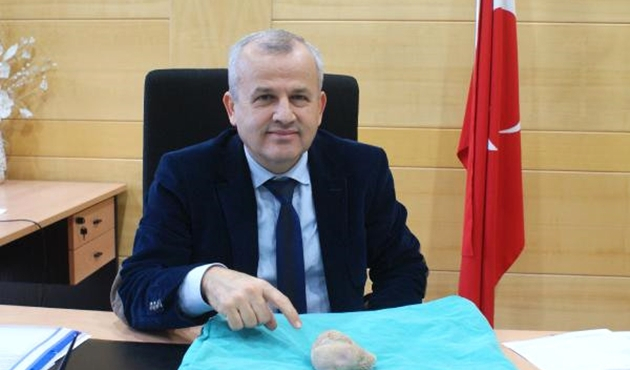 Isparta'da mesanesinden 270 gram taş çıkarıldı
