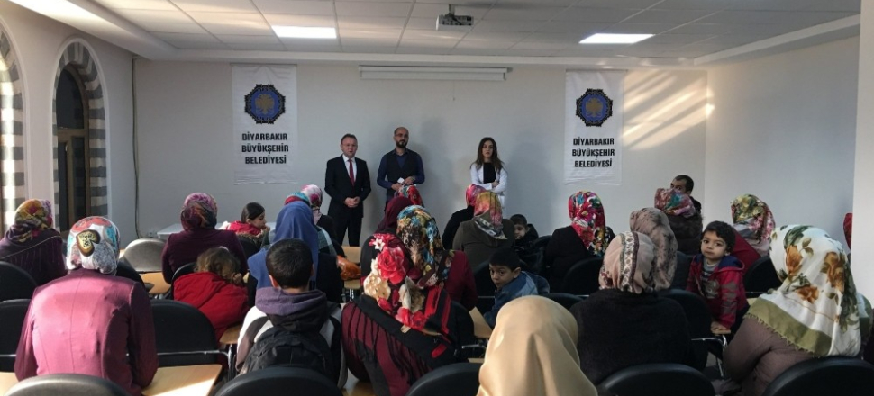 Diyarbakır Bilgi Evinde veli toplantısı düzenlendi