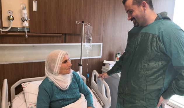 Siirt'te 2 yıldır acı çekiyordu 20 dakikada sağlığına kavuştu