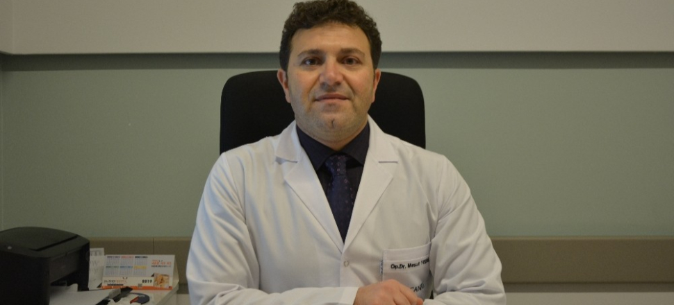 Op. Dr. Mesut Yeşil: "İdrar kaçırmayı hafife almayın"