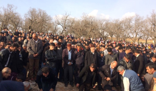 Düzce'de yangında ölen 3 kardeş toprağa verildi