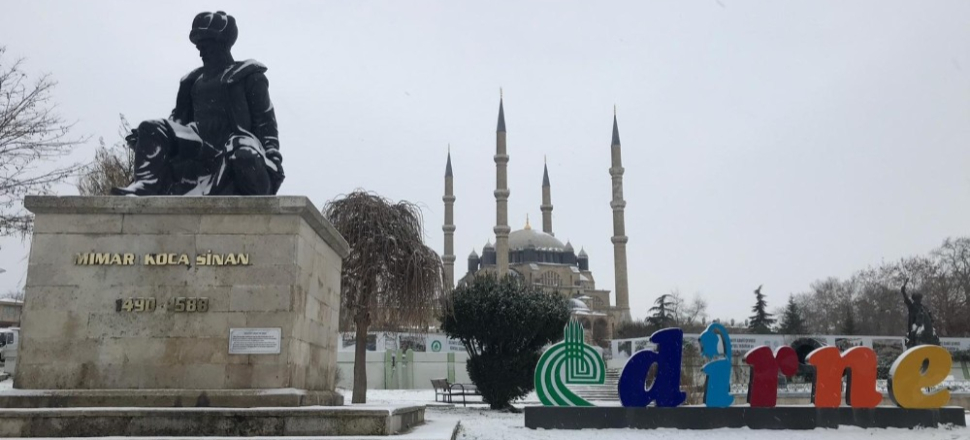 Edirne beyaza büründü