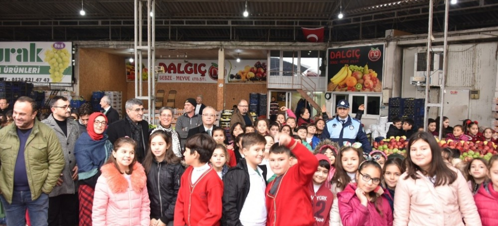 Manisa'da Yerli Malı Haftası halde kutlandı
