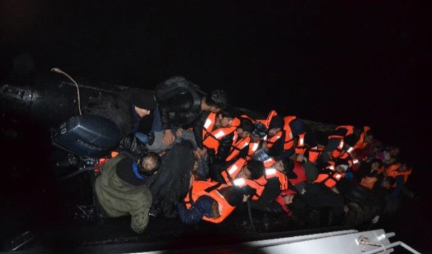 Edirne'de göçmenler batarken yakalandı