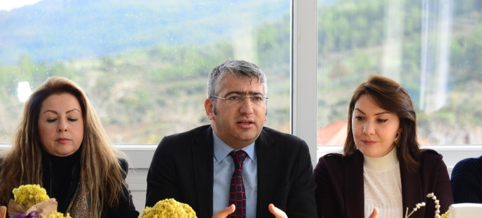 İzmir'de Kozmetik Bitki Bahçesi Seferihisar’da kuruluyor