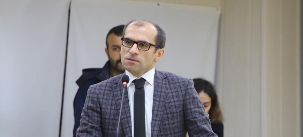 Hakkari'de Kaymakam Ayca, çiftçilerle buluştu