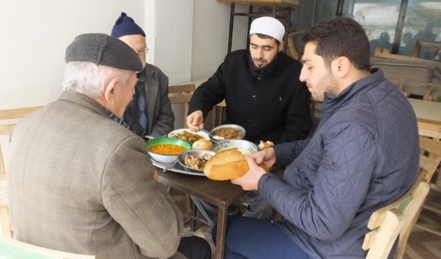 Balıkesir'de bu köyde kimse aç kalmıyor