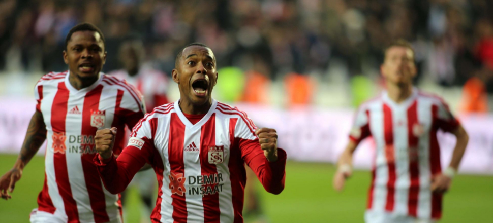 Robinho için Sivasspor'un kapısını çaldılar!