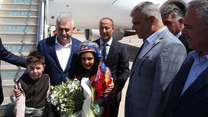 Başbakan Yıldırım, Diyarbakır'da ekonomi ve yatırım paketini açıkladı