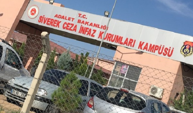 Gardiyanlarla mahkum yakınları birbirine girdi!