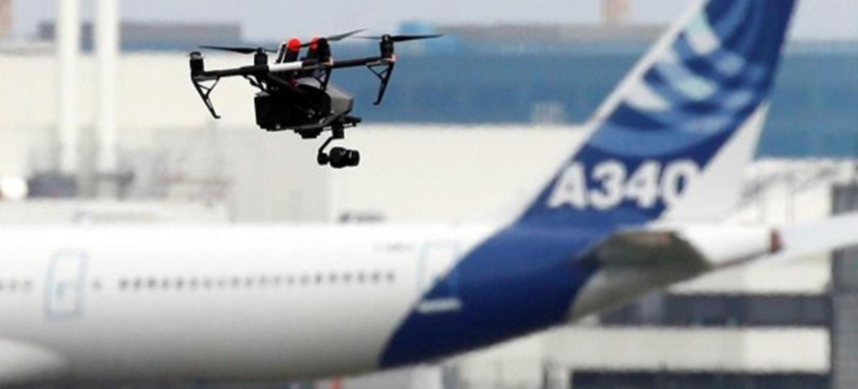 İngiltere'de drone krizi, uçuşlar yapılamıyor...