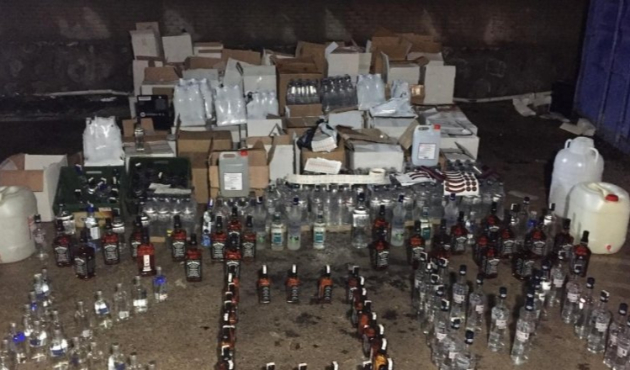 Diyarbakır'da 2 bin litre sahte içki ele geçirildi
