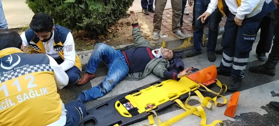 Adıyaman'da otomobilin çarptığı yaya yaralandı