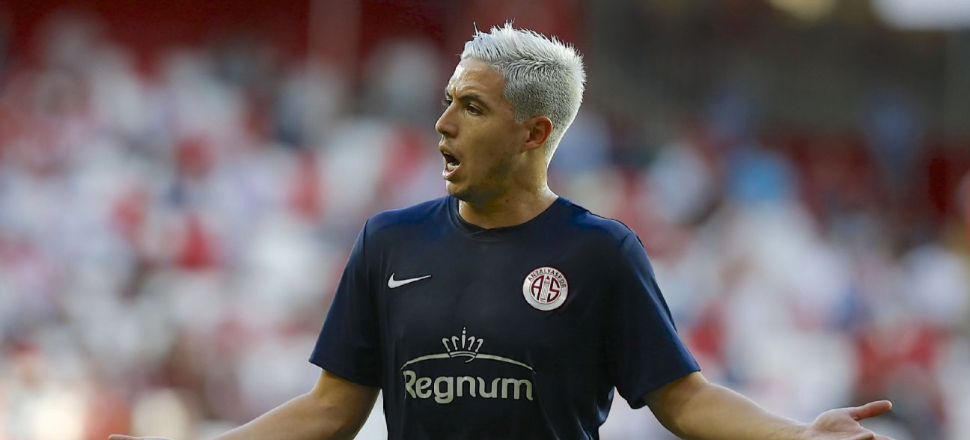 Samir Nasri yeniden İngiltere'de!