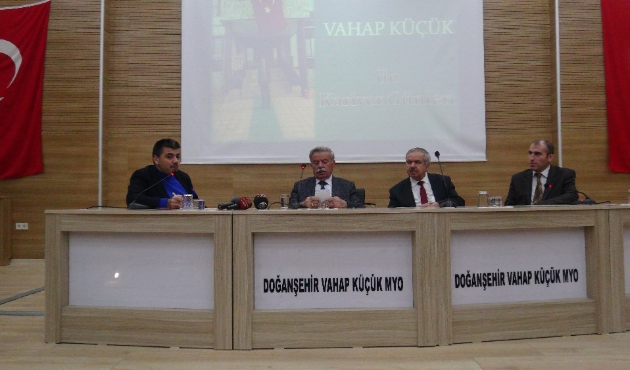 Malatya'da Başkan Küçük, kariyer günlerine konuk oldu