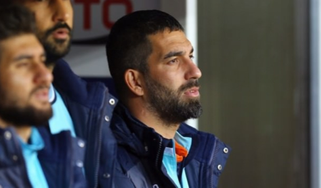 Alanya'da Arda Turan'a büyük tepki!