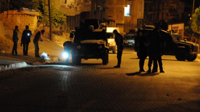 Doğubayazıt'ta polis lojmanına roketli saldırı