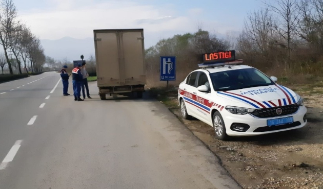 Bursa'da kış lastiği takmayanlara ceza yağdı
