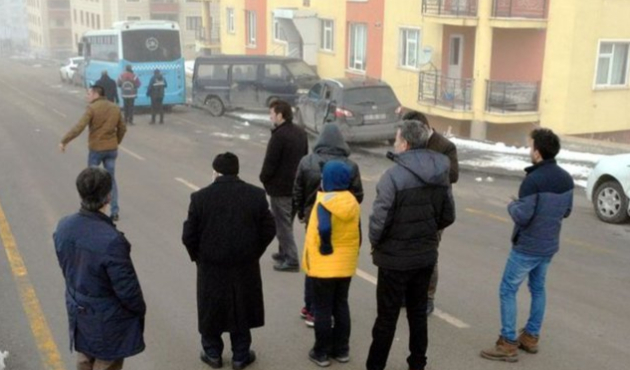 Korkunç kaza! 7 araca çarparak durabildi!