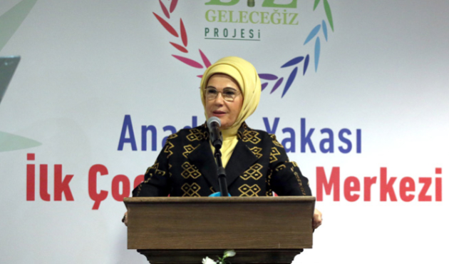Emine Erdoğan'dan sosyal medya uyarısı!