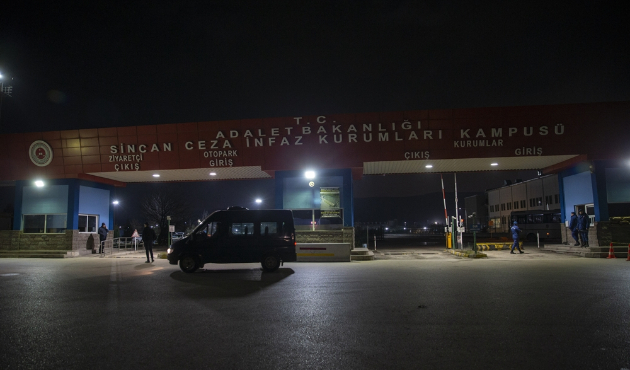 Sincan Çocuk Cezaevi karıştı:  Yaralılar var...