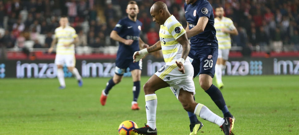 Fenerbahçe'ye Ersun Yanal da çare olmadı!