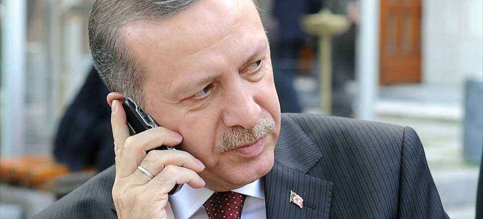 Erdoğan'ın olmadık yerde çalan telefonu!