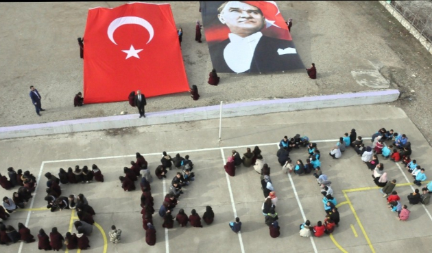 Kırşehir'de lise öğrencilerinden 25 Aralık’a özel koreografi