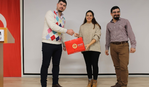 İzmir Kavram MYO’da ’Kanser ve LÖSEV’ konferansı