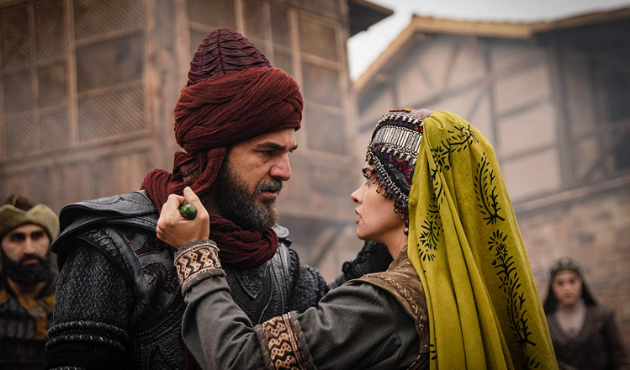 Diriliş Ertuğrul setinde büyük kaza!