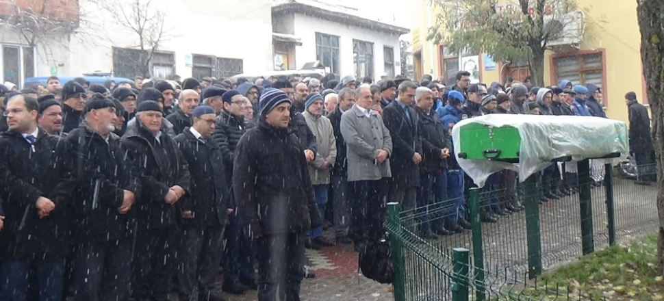 Kütahya'da genç doktor adayı son yolculuğuna uğurlandı