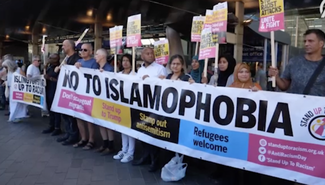Londra'da İslamofobi karşıtı gösteri yapıldı!