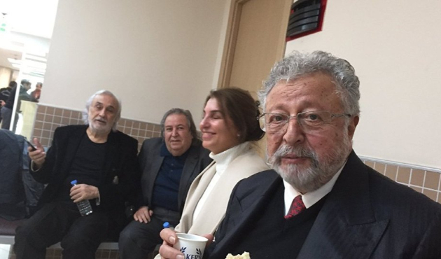 "Metin Akpınar'a geçmiş günlerin hatırına sahip çıkalım"